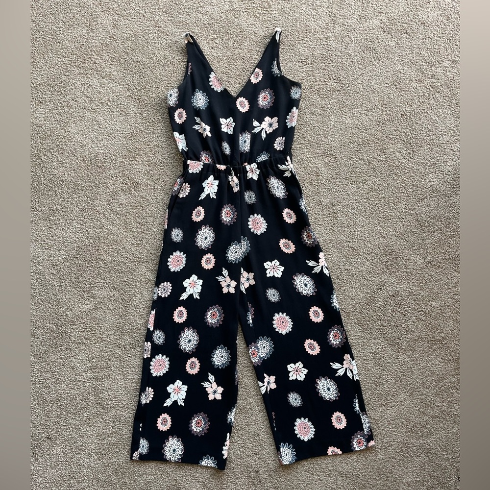 The Loft Floral Jumpsuit with Pockets - Black and Floral Size Petite XS